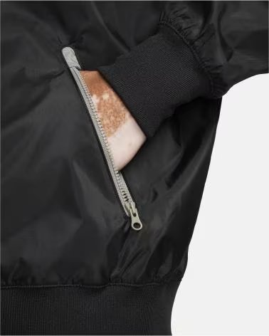 NIKE CHAQUETA CORTAVIENTOS DA0001 NEGRO