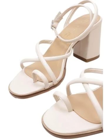 Sandali-De-Mujer-BRYAN-SANDALIAS-EN-COLOR--PARA-MUJER-BEIGE