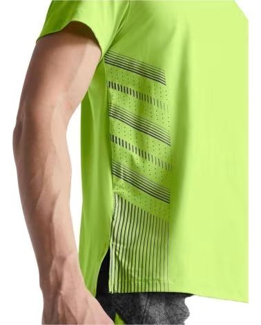 UNDER ARMOUR CAMISETA TÉCNICA DE MANGA CURTA VERDE