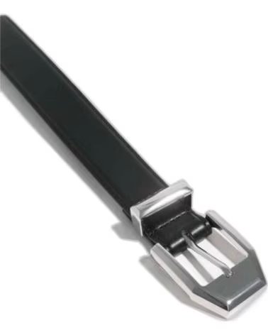 ONLY SCHWARZER LEDERGÜRTEL MIT SILBERNER SCHNALLE FÜR DAMEN NEGRO