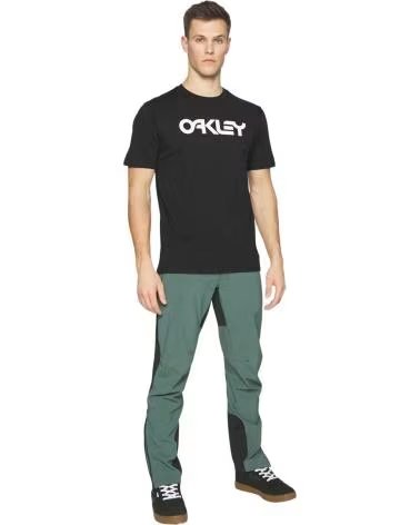 CAMISETA OAKLEY LOGO PRETA MANGA CURTA MASCULINA NEGRO