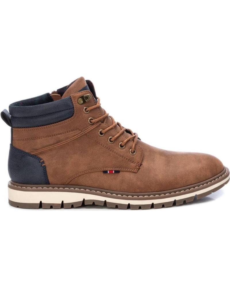 Botines de Hombre XTI 140071 CAMEL