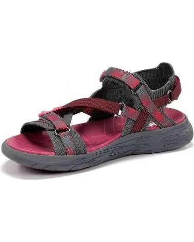 CHIRUCA CHIRUCA HIKING AND TREKKING SANDALS ROJO