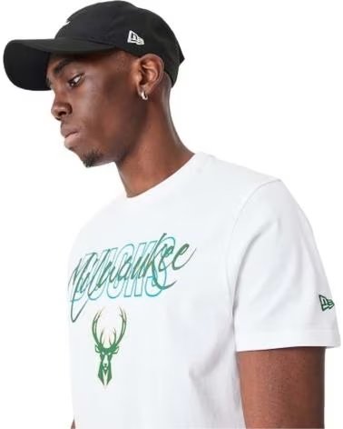 NEW ERA NEW ERA MEN´S MILWAUKEE BUCKS SHORT SLEEVE T-SHIRT