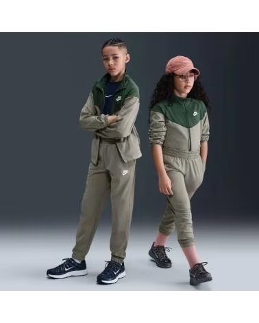 NIKE CHANDAL COMPLETO HQ9315-320 EN VERDE PARA NINOS UNISEX GREEN