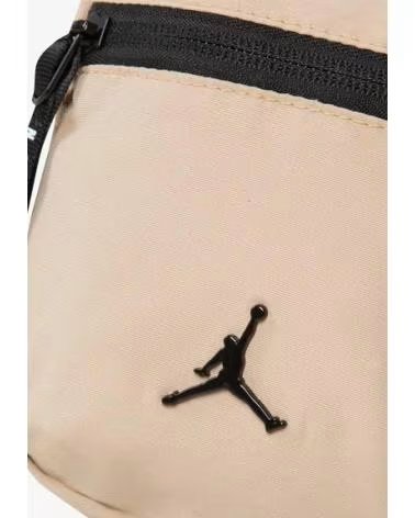 JORDAN BANDOLERA NIKE EN COLOR NEGRO