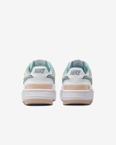 NIKE NIKE GAMMA FORCE DX9176 BLANCO