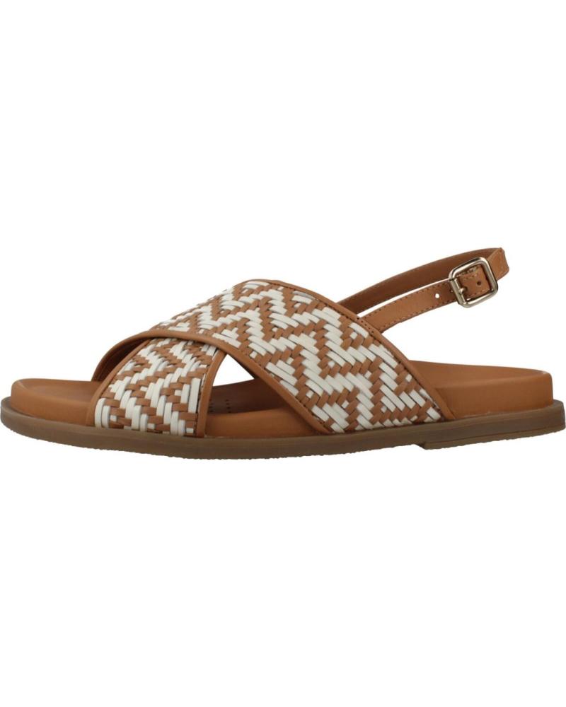 GEOX SANDALIAS MUJER MODELO D ADELASH COLOR MARRON C5F1S