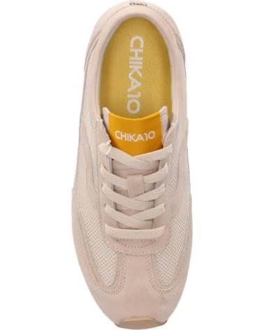 CHIKA10 ZAPATILLA RETRO PARA MUJER CLAIRE 04 COLOR BEIG