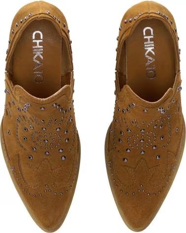 CHIKA10 BOTINES NEREIDA 11 CON CALADOS DECORATIVOS CUERO-TAN