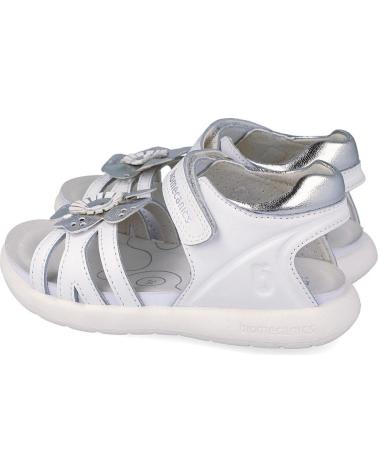 BIOMECANICS SANDALIAS CON DETALLE FLORAL Y CIERRE DE VELCRO BLANCO