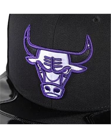 MITCHELL  NESS BONÉ SNAPBACK CHICAGO BULLS NEGRO