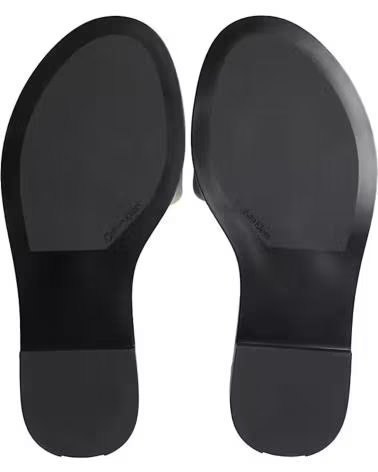 CALVIN KLEIN SANDÁLIAS RASTEIRAS ROUND LOGO EM COURO TAUPE