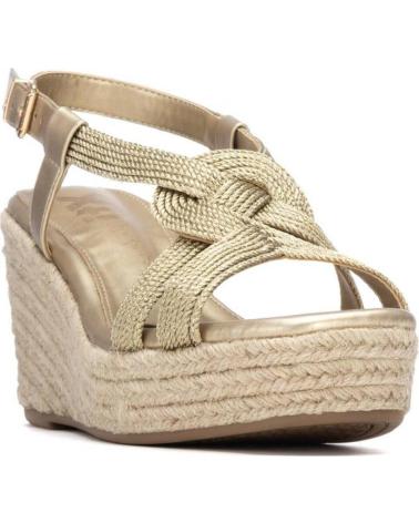 XTI SANDALIA CUÑA ESPARTO 145458 ORO