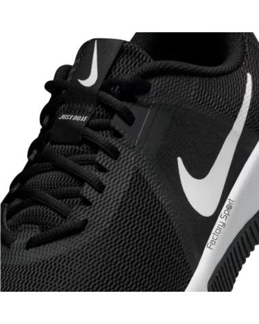 NIKE ZAPATILLAS MC TRAINER 3 BLANCO FQ1831-001 HOMBRE CROSS NEGRO