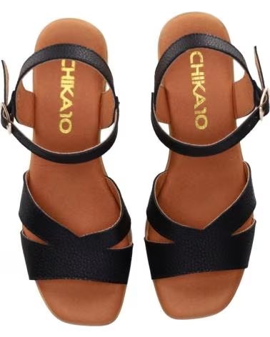 CHIKA10 SANDALIA DE PIEL PARA MUJER HACHI 11 COLOR NEGRO