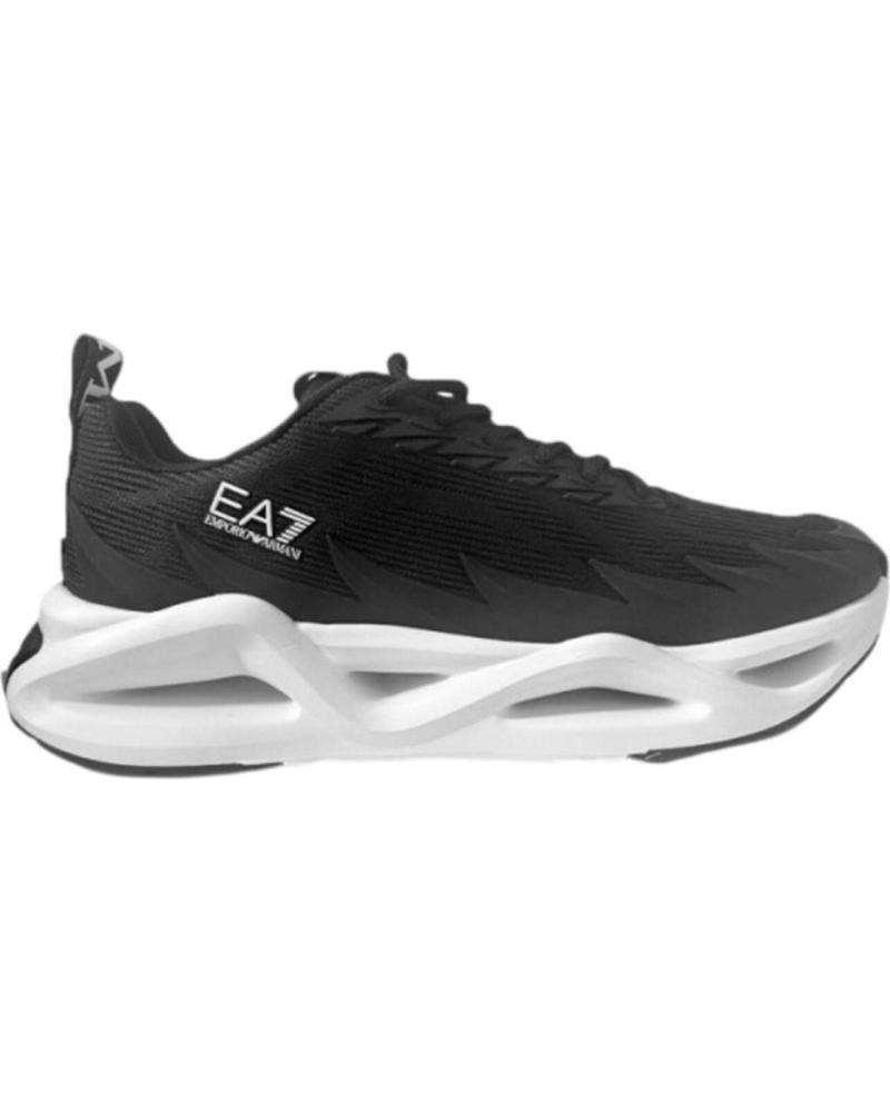 EMPORIO ARMANI ZAPATILLAS EA7 EMPORIO ARMANI CON SUELA TÉCNICA DE ALTO RENDIMIENTO NEGRO