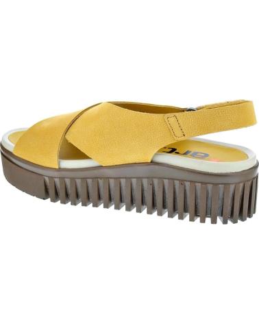 ART COMPANY SANDALIAS BRIGHTON CON PLATAFORMA DENTADA AMARILLO