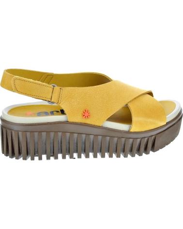 ART COMPANY SANDALIAS BRIGHTON CON PLATAFORMA DENTADA AMARILLO
