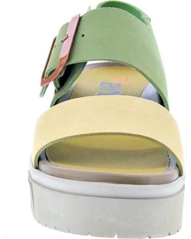 ART COMPANY SANDALIAS BRIGHTON CON PLATAFORMA BICOLOR AMARILLO