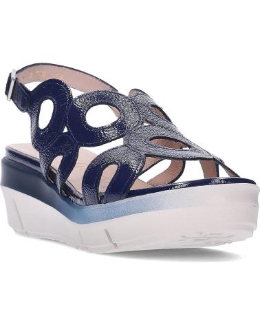 WONDERS SANDALIA D-8282 CON CUÑA Y DISEÑO CALADO AZUL