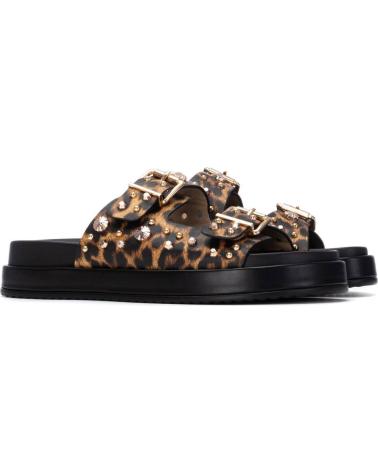 XTI SANDALIA PLATAFORMA CON HEBILLAS Y ESTAMPADO ANIMAL LEOPARDO