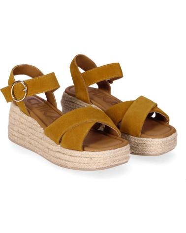 CHIKA10 SANDALIA CUÑA PLATAFORMA ESTILO ALPARGATA CON TIRAS CRUZADAS CUERO-TAN