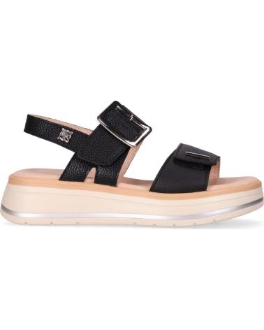 CHIKA10 RE LAVANDA 01 NEGRO-BLACK