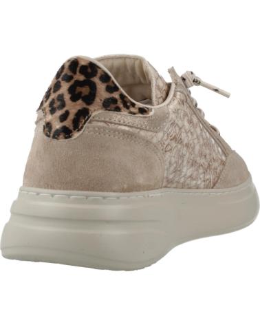 CETTI ZAPATILLAS MUJER MODELO C1401 INV26 COLOR MARRON HUMMUS