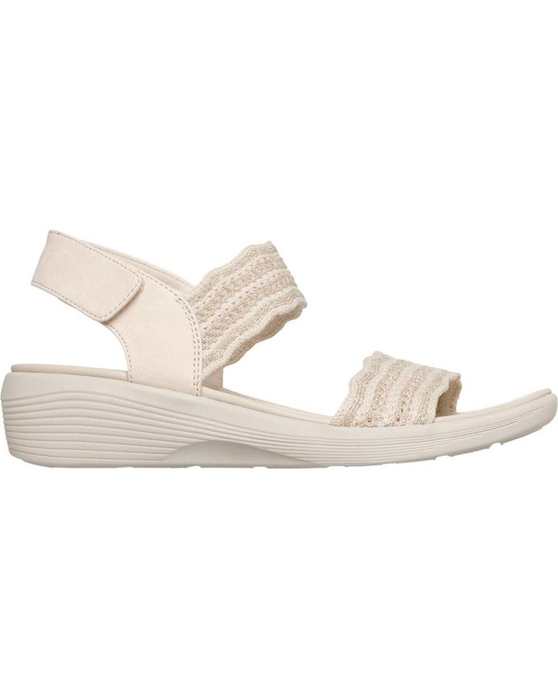 SKECHERS ARYA FAVORITE FINDS OFWHITTE