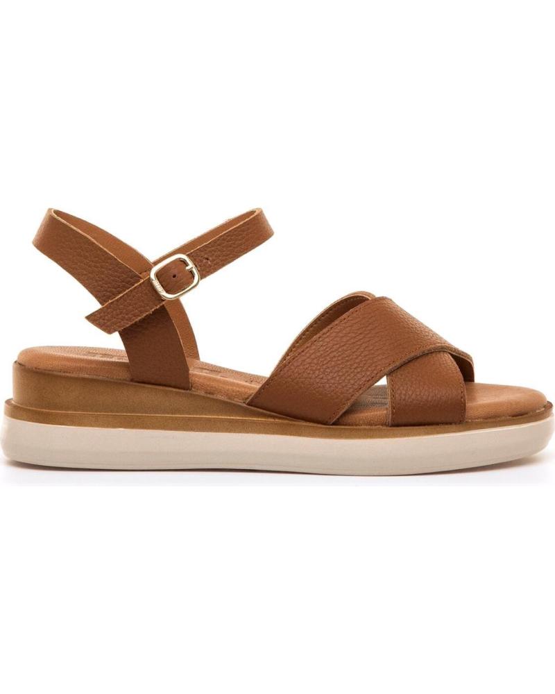 MTNG SANDALIA PLATAFORMA CON TIRAS CRUZADAS MTNG 54530 MARRóN