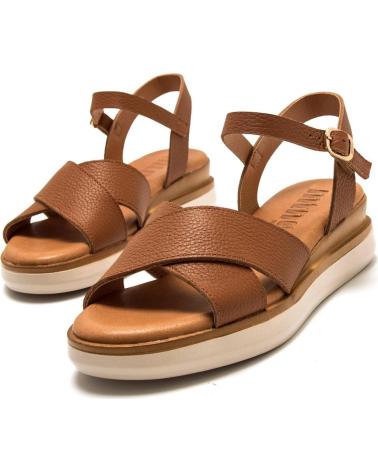 MTNG SANDALIA PLATAFORMA CON TIRAS CRUZADAS MTNG 54530 MARRóN