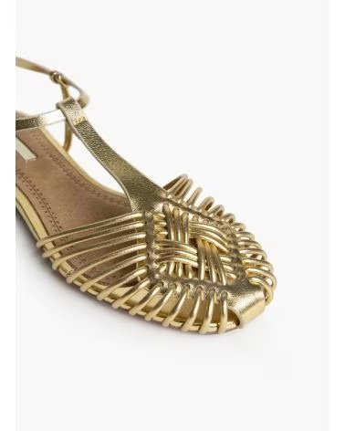 KESLEM KESLEM M6396 HUARACHE-STYLE METALLIC SANDAL ORO