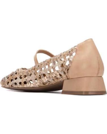 CARMELA MANOLETINAS ZAPATO SRA PIEL EN PARA MUJER BEIGE