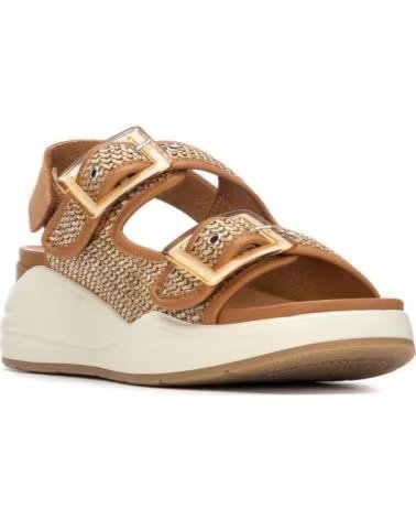 CARMELA SANDALIAS MUJER MODELO 163267C COLOR MARRON CAMEL