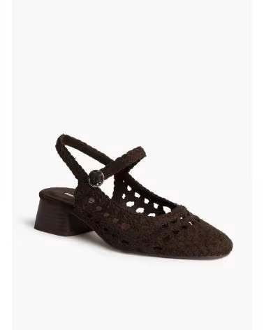 KESLEM SAPATO SLINGBACK COM CORTE A LASER E SALTO BLOCO MARRON