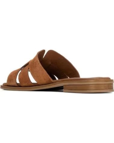 CARMELA SANDALIAS MUJER MODELO 163061C COLOR MARRON CAMEL