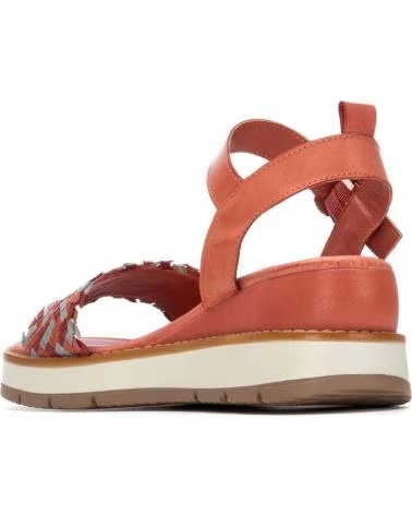 CARMELA SANDALIAS MUJER MODELO 163155C COLOR ROSA CORAL