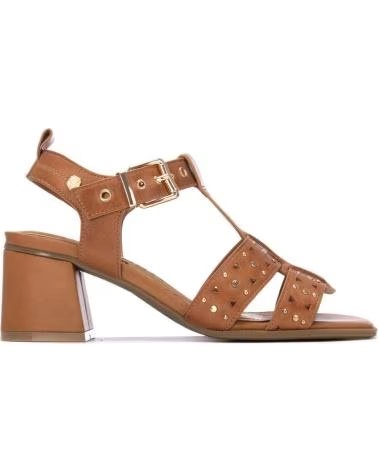 CARMELA BLOCKABSATZ-SANDALE MIT NIETEN CAMEL