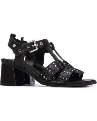 CARMELA SANDÁLIA DE SALTO COM TACHAS E PULSEIRA NEGRO