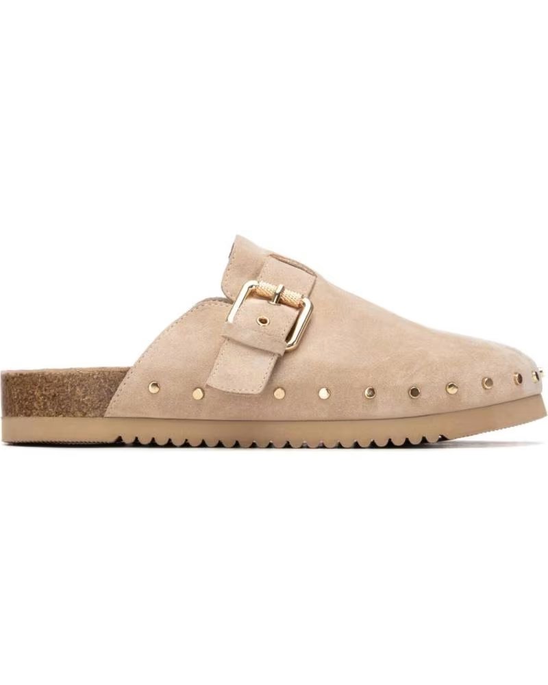 CARMELA TAMANCOS CARMELA COM FIVELA E DETALHE DE TACHAS BEIGE