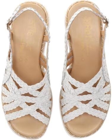 CHIKA10 SANDALO CON ZEPPA A FASCE INCROCIATE E CHIUSURA CON FIBBIA BLANCO-WHITE