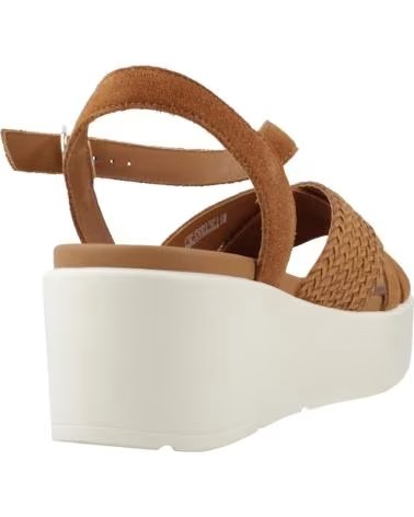 GEOX XAND 2 SANDALEN MIT PLATEAU UND GEKREUZTEN RIEMEN C6001
