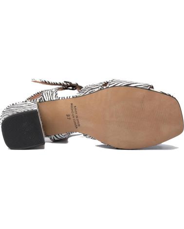 Woman shoes EVA MAÑAS SALON FIESTA PIEL 1485 NEGRO
