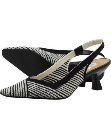DANGELA ZAPATO DESTALONADO DWS30631 ESTAMPADO GEOMÉTRICO NEGRO