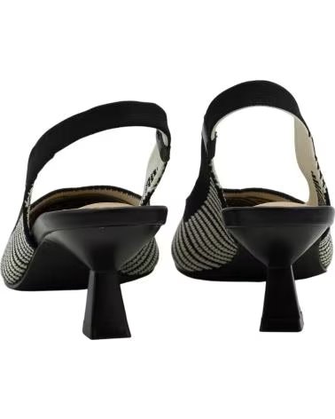 DANGELA ZAPATO DESTALONADO DWS30631 ESTAMPADO GEOMÉTRICO NEGRO