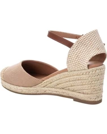 XTI SANDÁLIA DE CUNHA COM FECHO DE FIVELA BEIGE