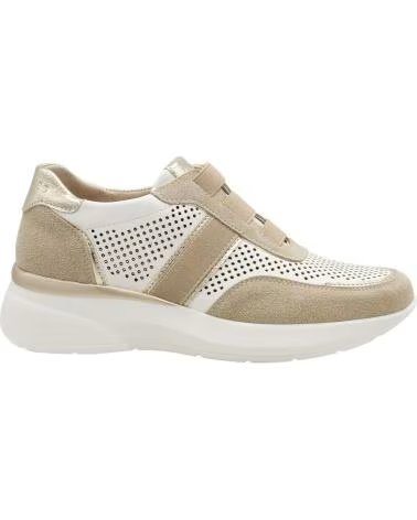 AMARPIES LÄSSIGE SNEAKER AMD30260 MIT PERFORIERTEN EINSÄTZEN CAMEL