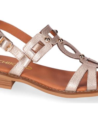 CHIKA10 SANDALIA PLANA PARA MUJER MILENA 02 COLOR PLATINO METAL