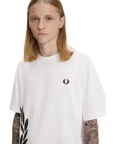FRED PERRY CAMISETA DE MANGA CORTA TEXTURED LAUREL WREATH T-SHIRT EN PARA HOMBRE BLANCO